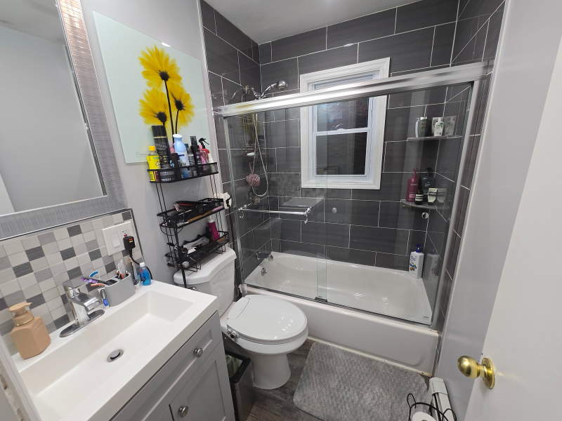 18 Searing Ave #1 - Photo 7 of 14