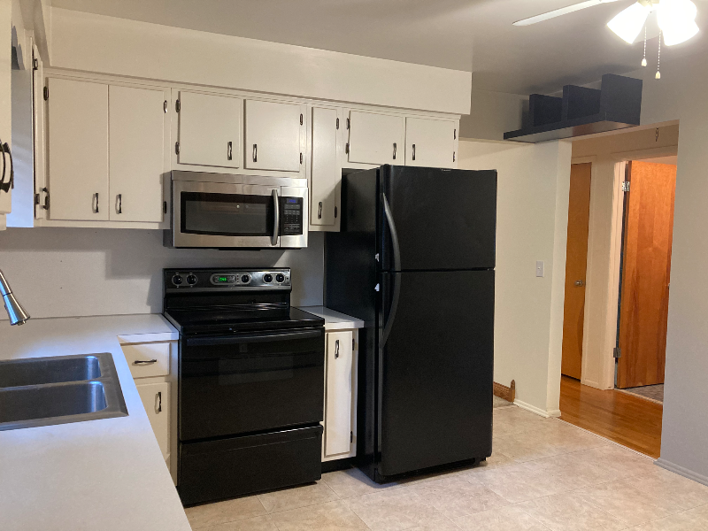 4610 Tolland Ave #4612 - Photo 2 of 14