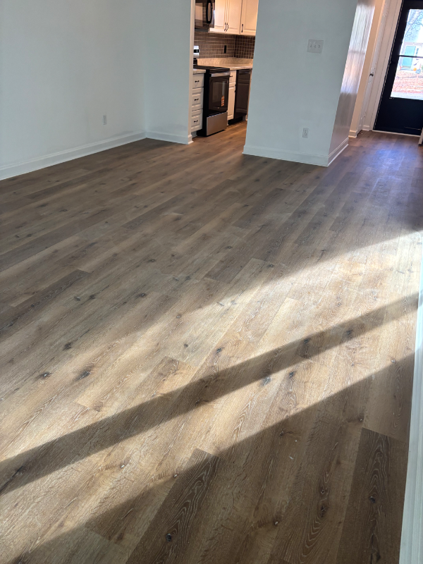 3704 Pine Knoll Dr - Photo 3 of 17