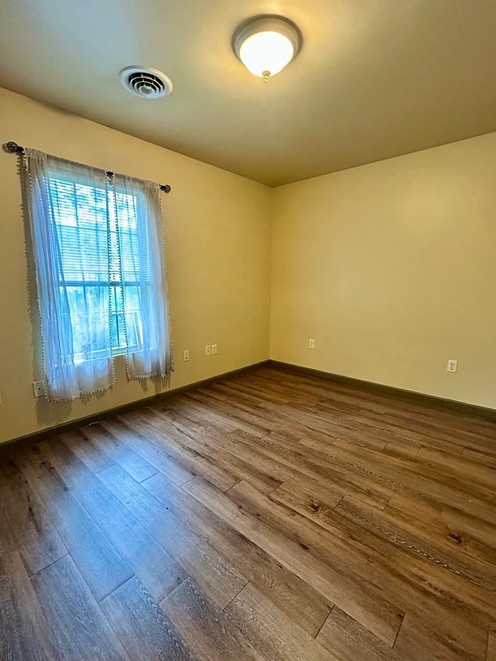 309 Fair St #311 - Photo 4 of 14