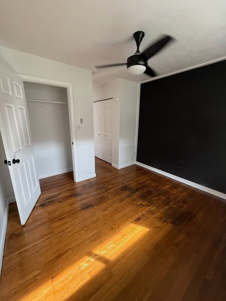 652 E Main St #4 - Photo 6 of 9