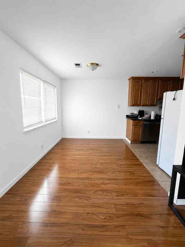 2163 Eric Ct #4 - Photo 4 of 6