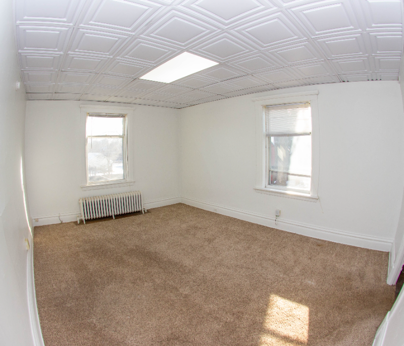 312 Woodward Ave #8 - Photo 4 of 6