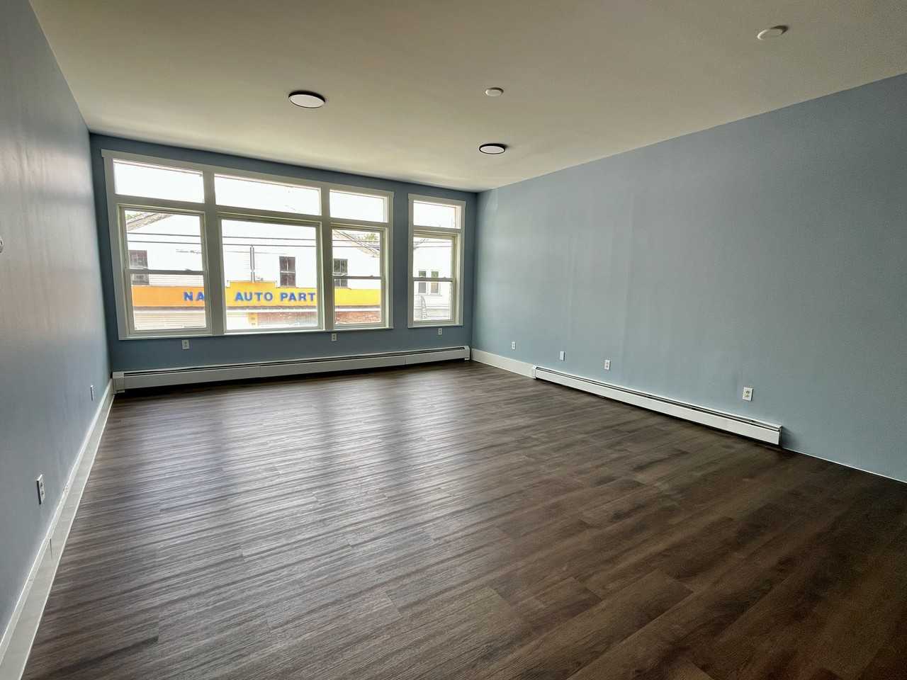 342 Main St #5 - Photo 3 of 12