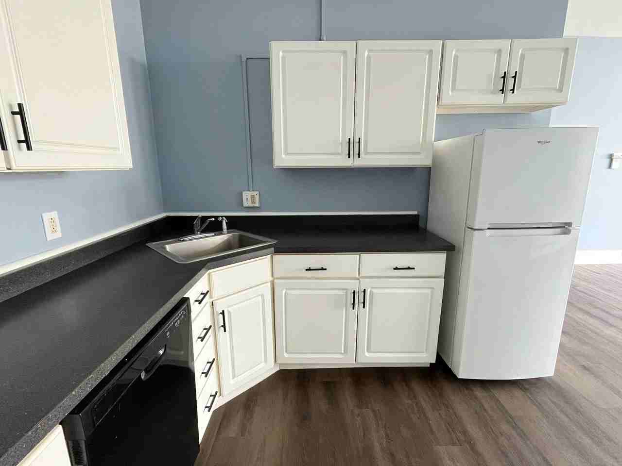 342 Main St #5 - Photo 7 of 12