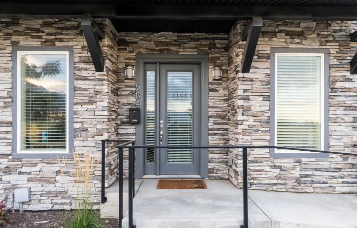 584 W Rising Star Way - Photo 4 of 15