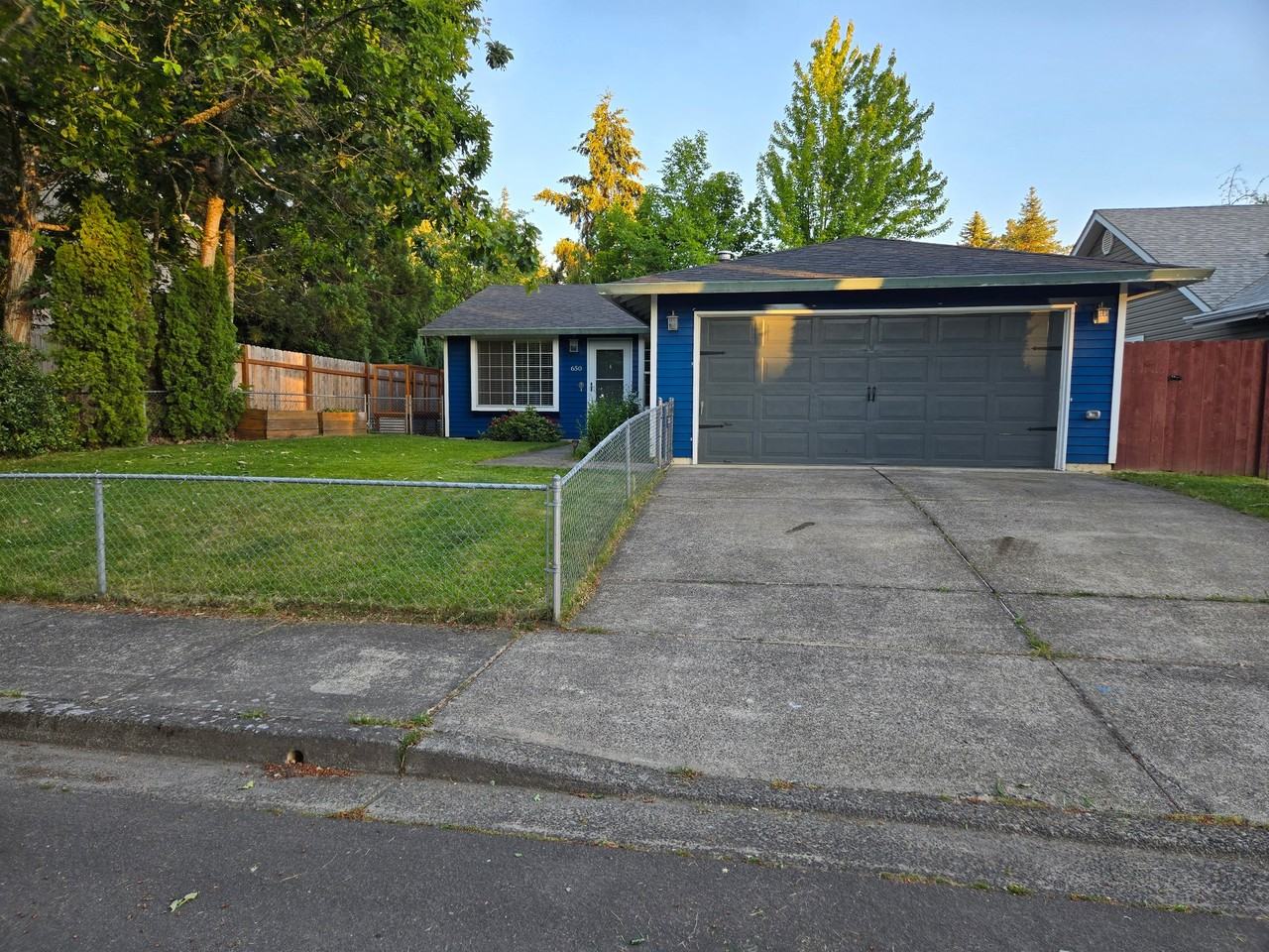 650 Se Alder Ct - Photo 2 of 30