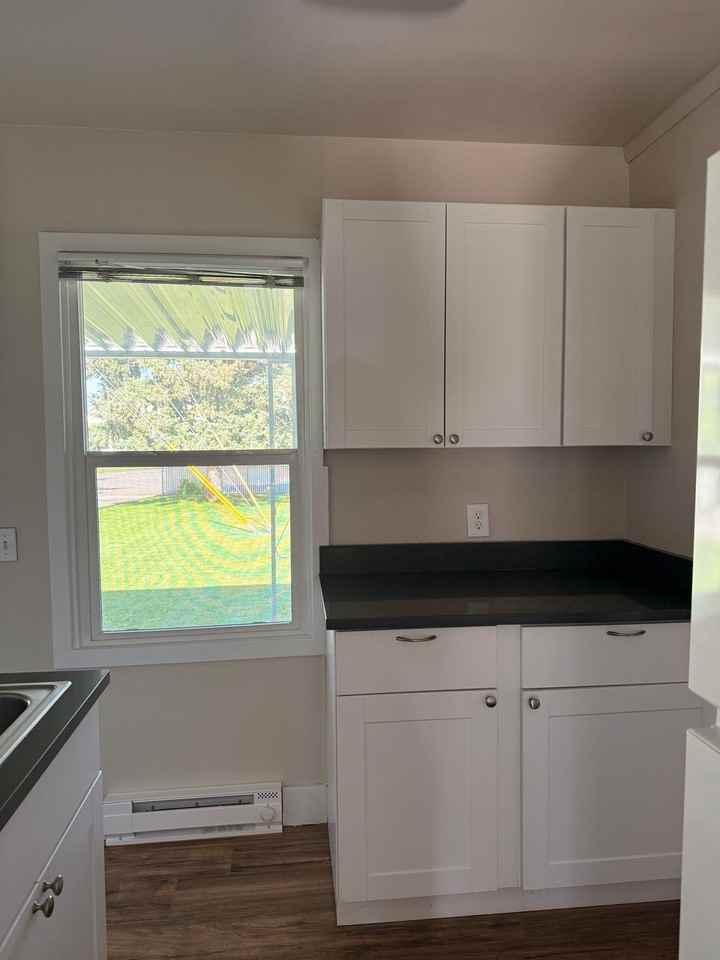 1520 Mahan Ave - Photo 6 of 25
