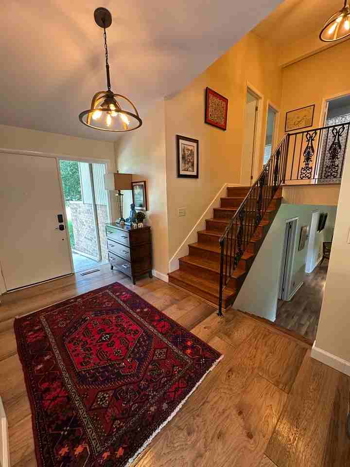 225 Maxfield Dr - Photo 5 of 20