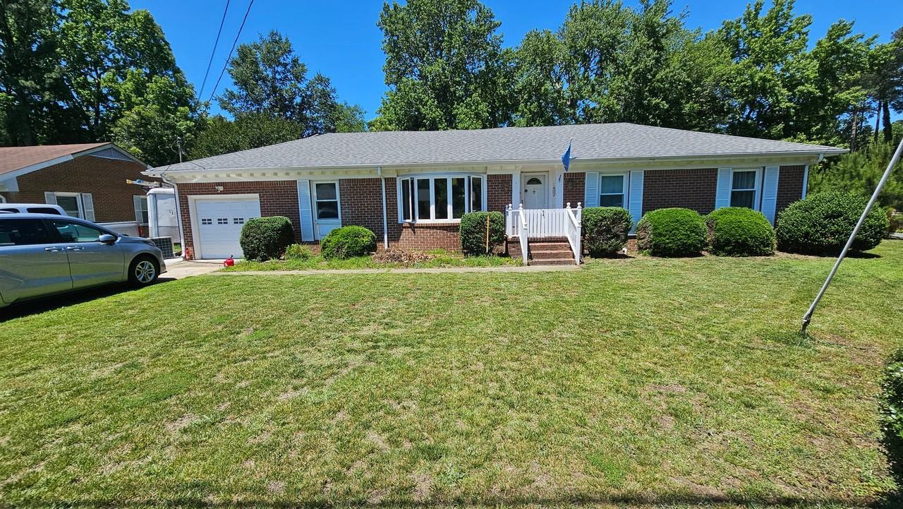 2800 Meadow Dr