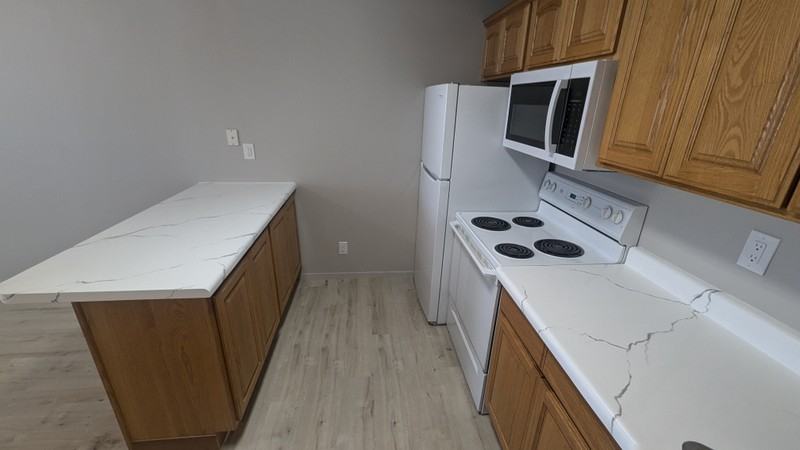 600 Ne - Photo 3 of 13
