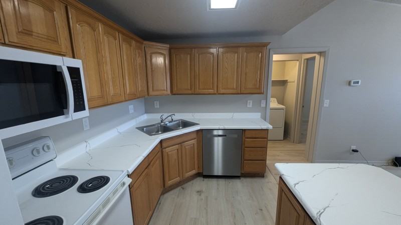 600 Ne - Photo 4 of 13