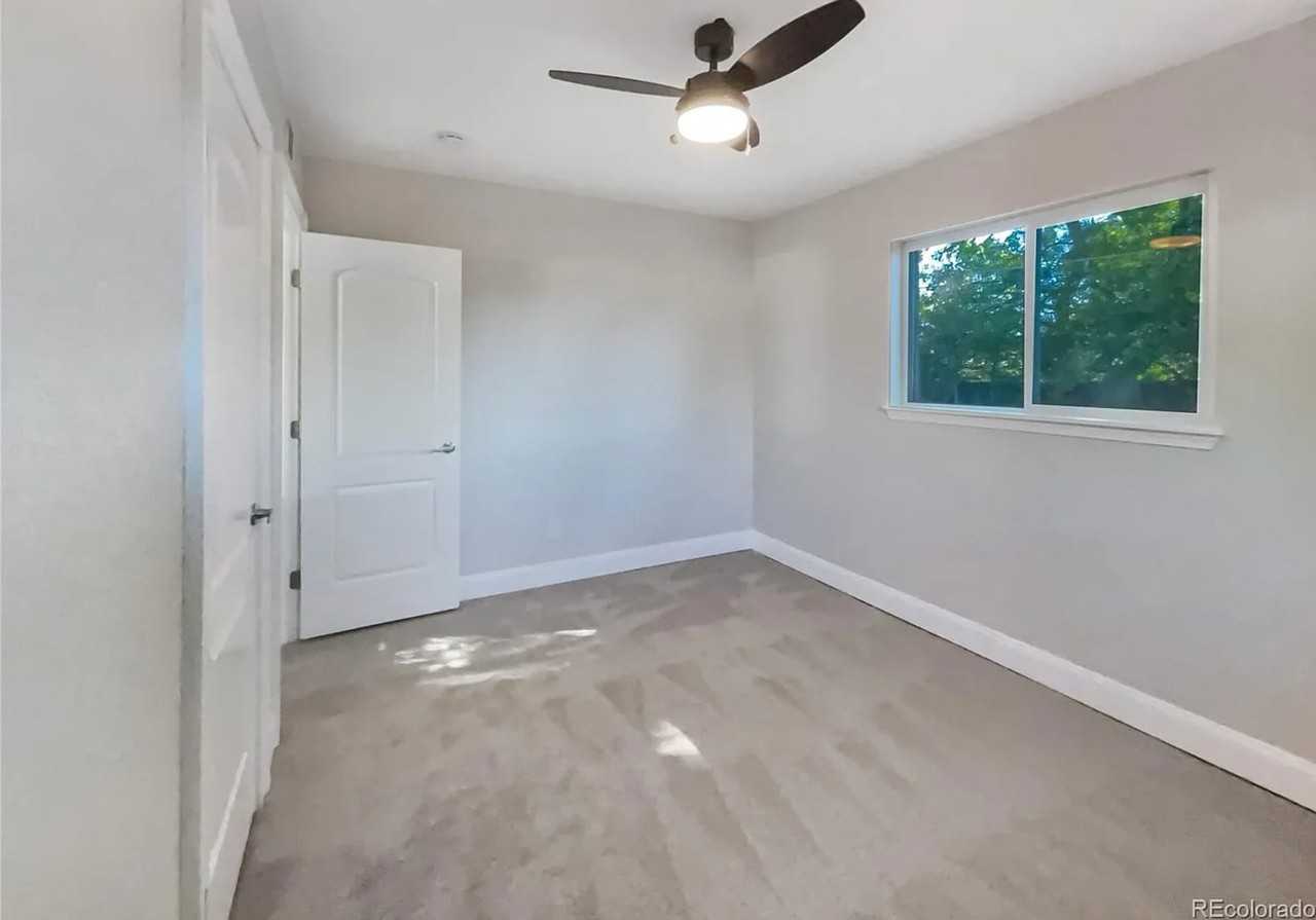 990 Salem St - Photo 2 of 18