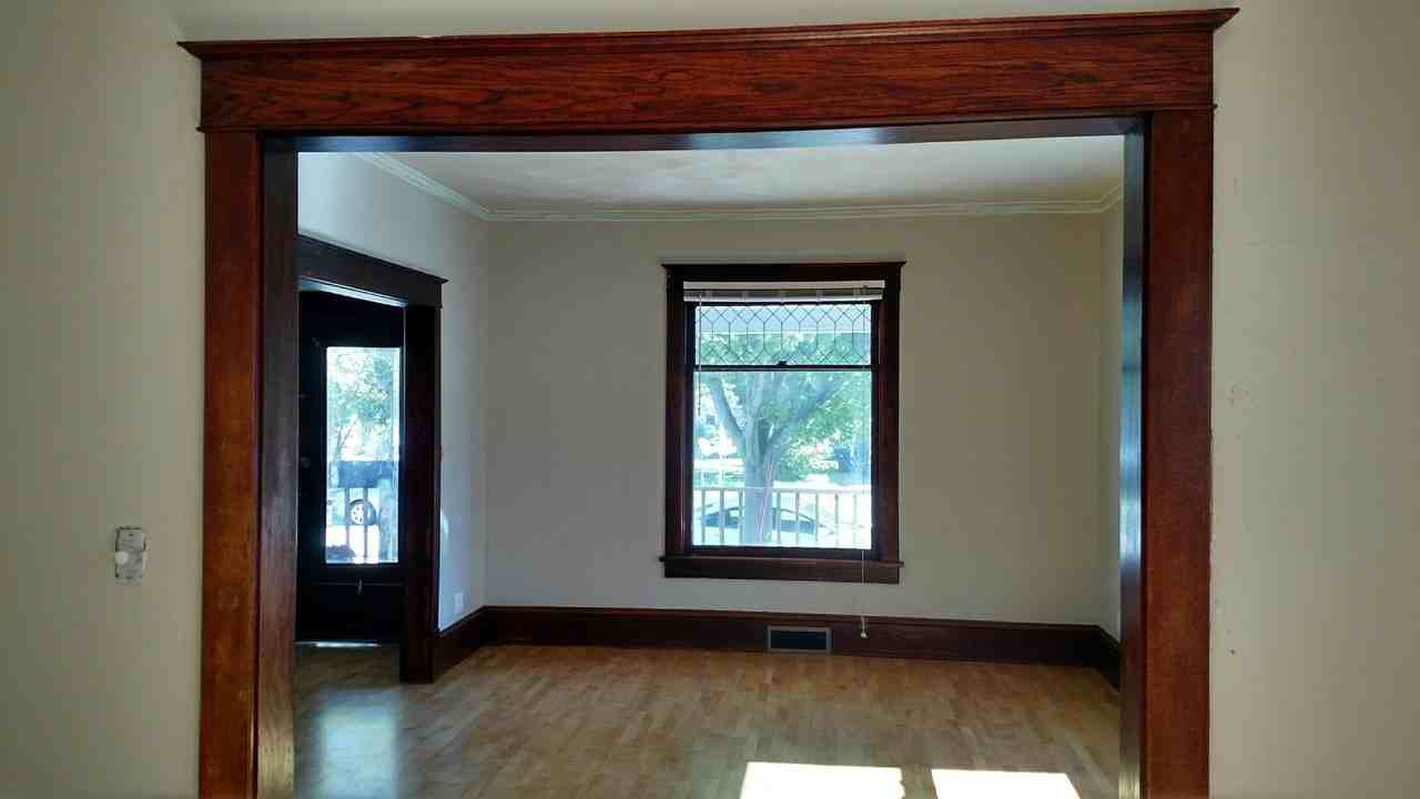 517 N Morrison St - Photo 3 of 11