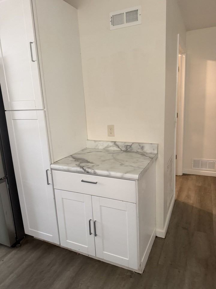 2939 California St Ne #2 - Photo 7 of 15