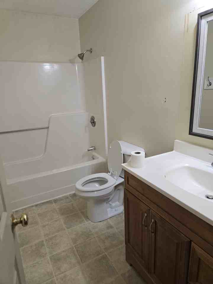 1027 Chichester Ave #1027B - Photo 3 of 13