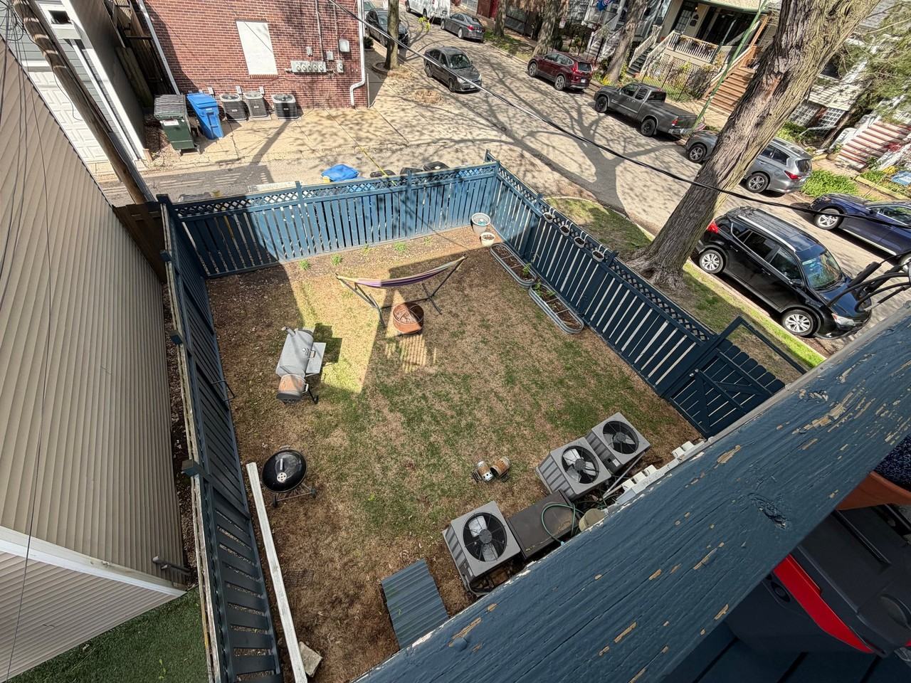 1741 W Byron St #2 - Photo 3 of 16