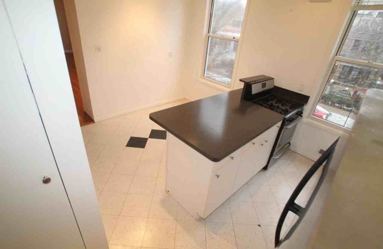 1741 W Byron St #2 - Photo 6 of 16