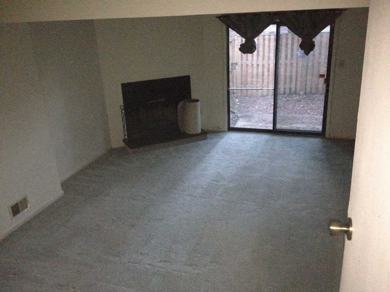 5328 King Charles Way - Photo 3 of 4