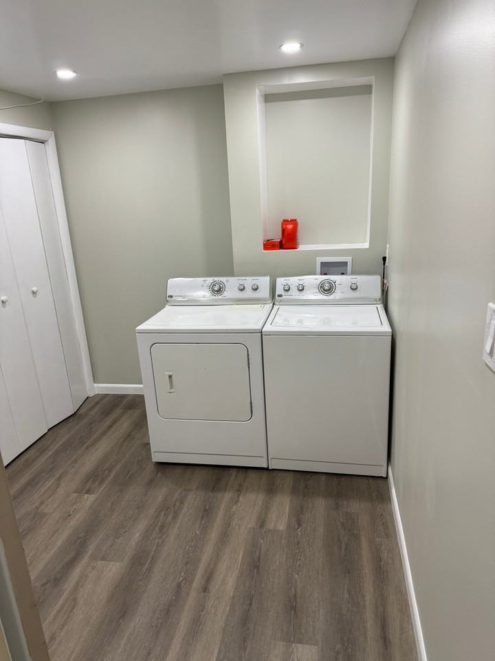 5328 King Charles Way - Photo 4 of 4