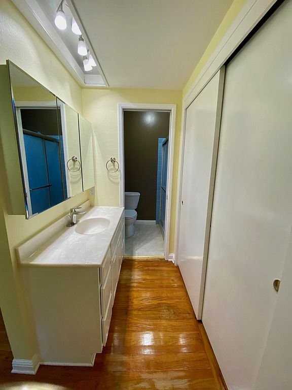19787 Wheaton Dr - Photo 6 of 14