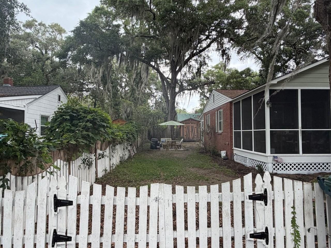 1204 15th St - Photo 2 of 22