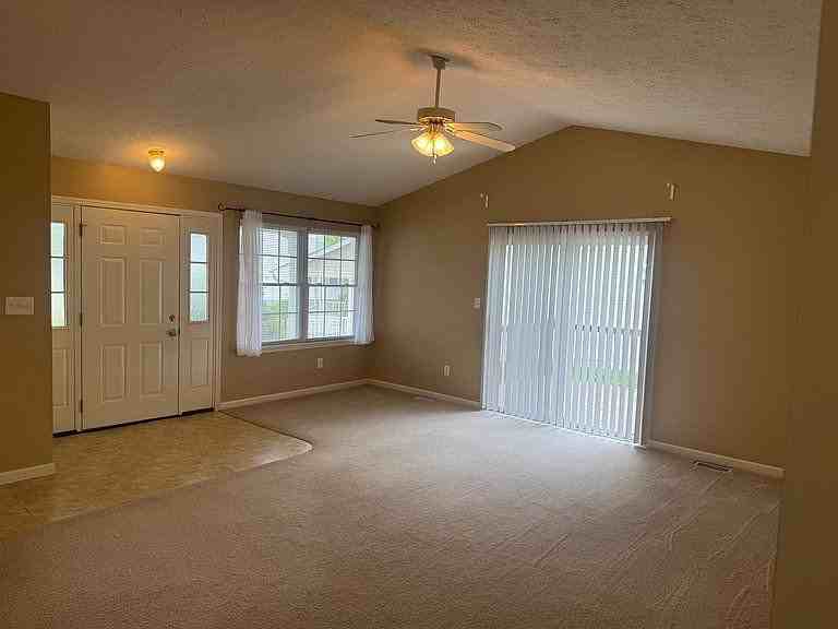 4626 S Sparrow Ct - Photo 6 of 20