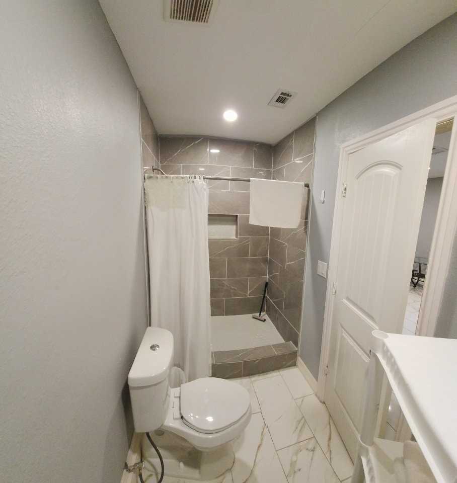 11914 Yearling Dr - Photo 3 of 9