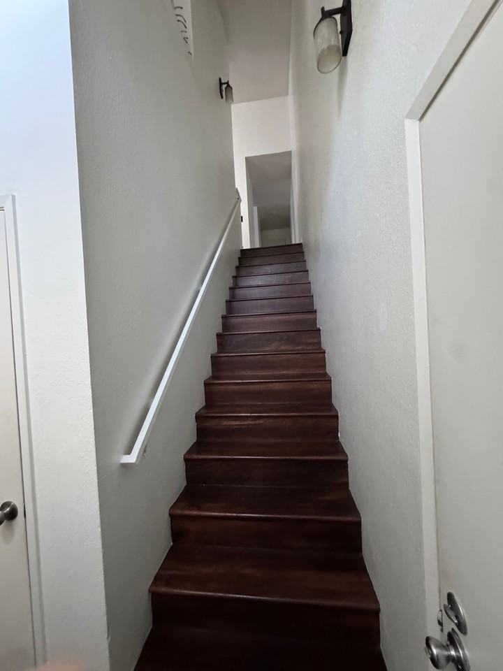 999 Porter Ave #2 - Photo 3 of 5