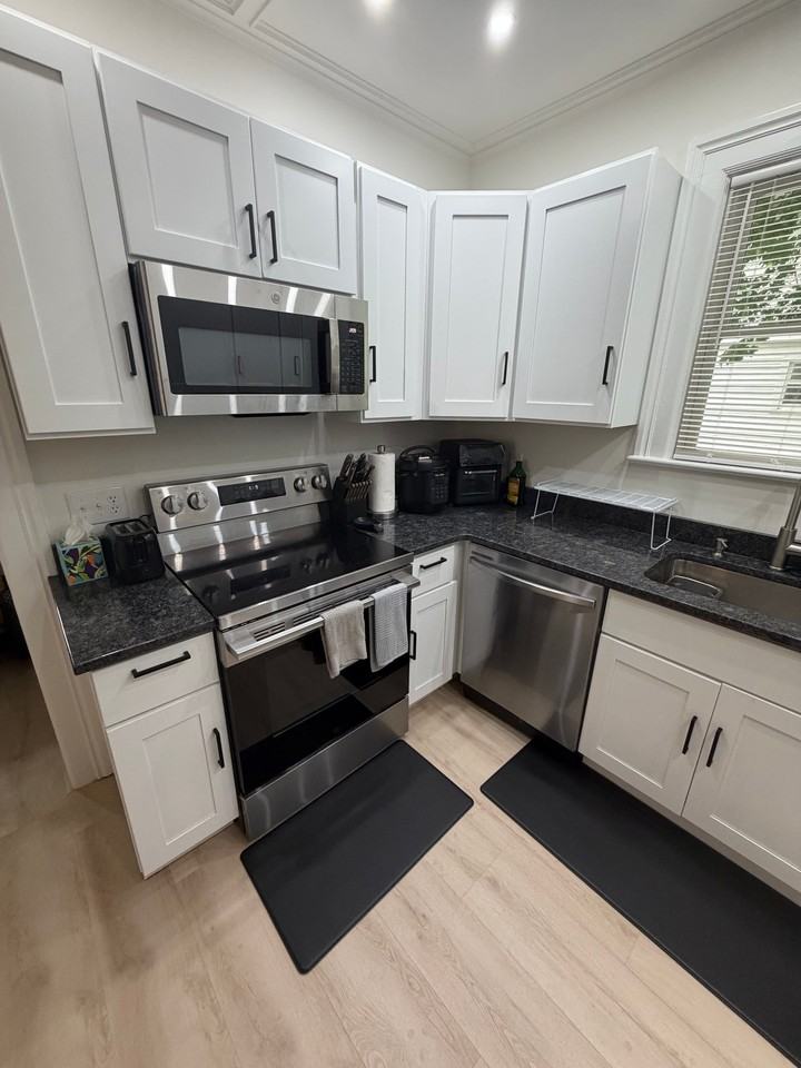 115 California Ave - Photo 7 of 20