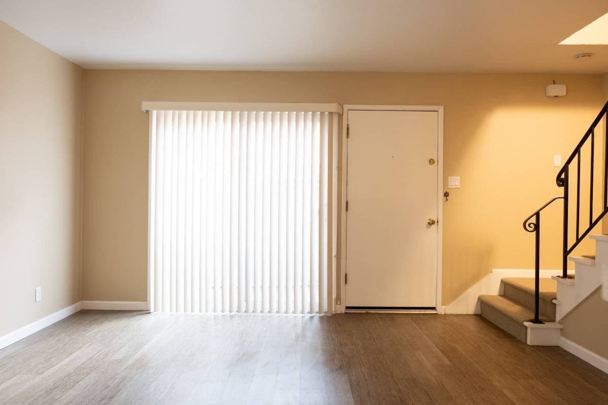 2525 Sir Francis Drake Blvd - Photo 2 of 8