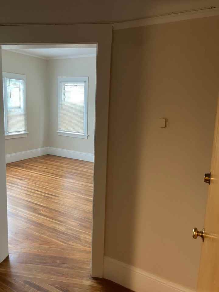 437 Euclid Ave #4 - Photo 6 of 14
