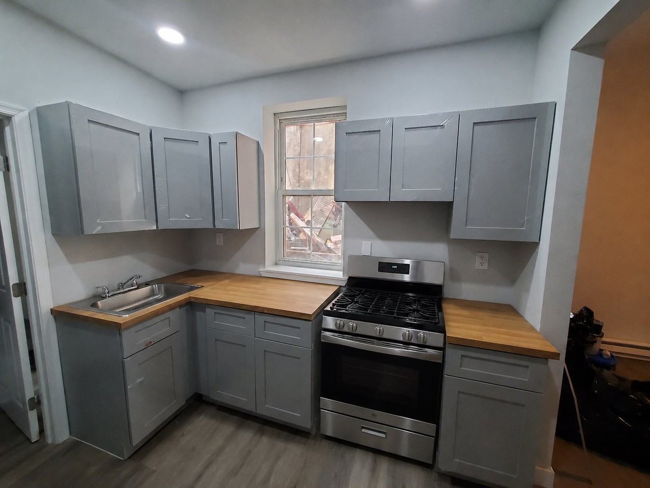 709 N Carrollton Ave #1A - Photo 3 of 7
