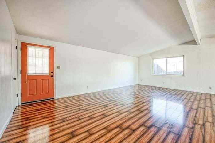 145 Rall Ave - Photo 3 of 18