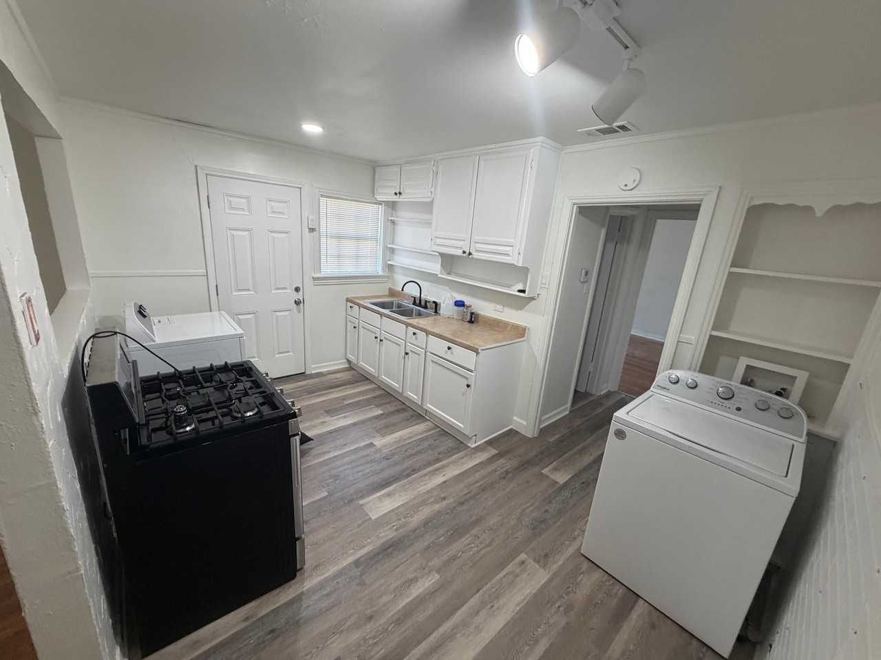 1520 Glen Ave #A - Photo 4 of 18