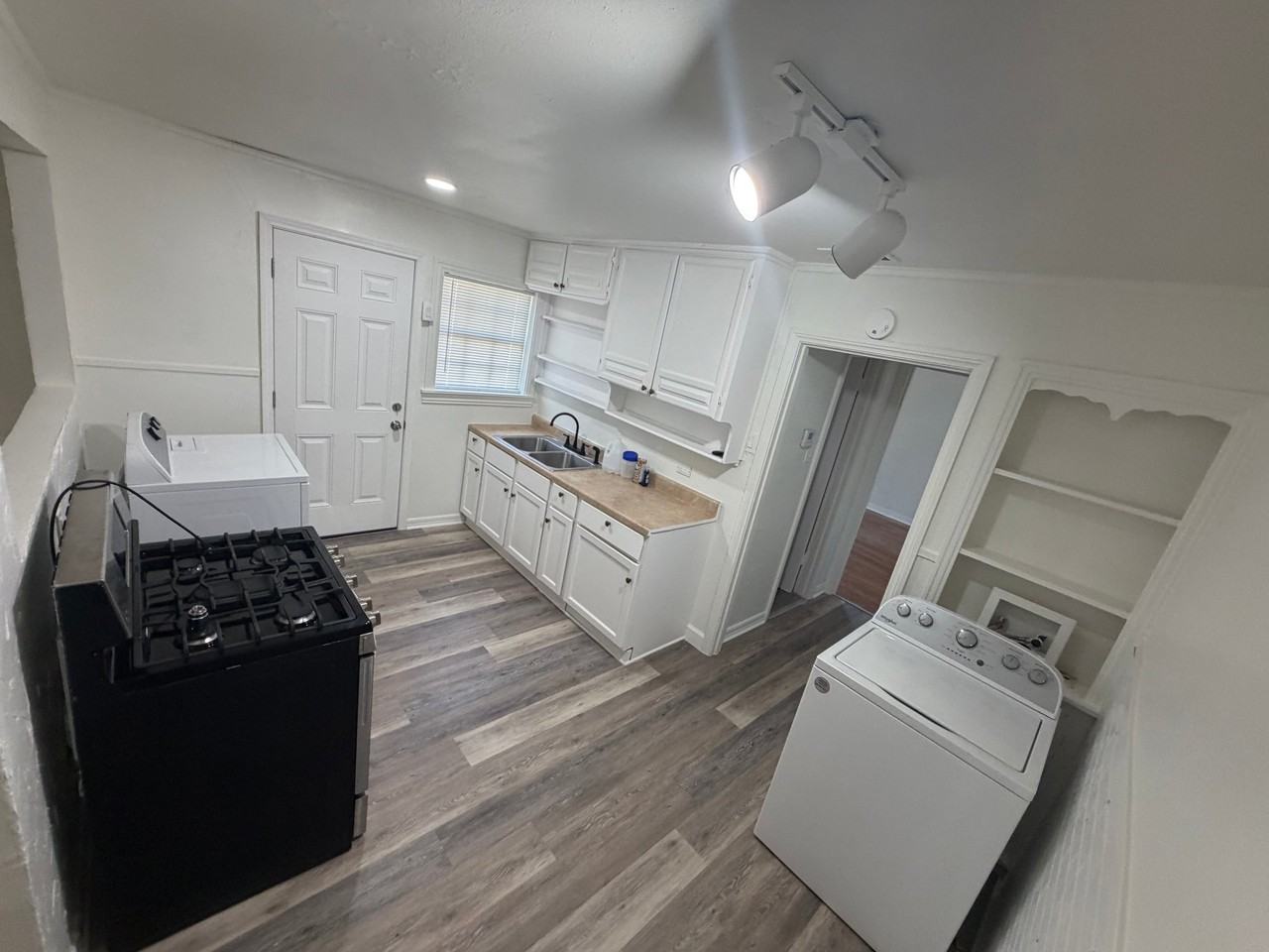 1520 Glen Ave #A - Photo 5 of 18