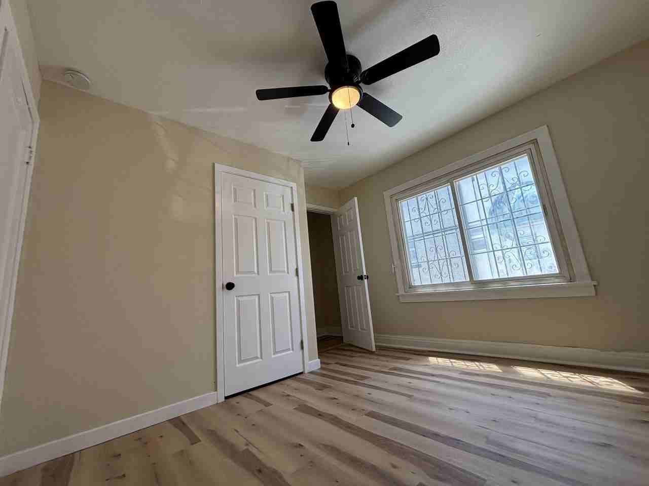 2132 W 84th Pl - Photo 2 of 6
