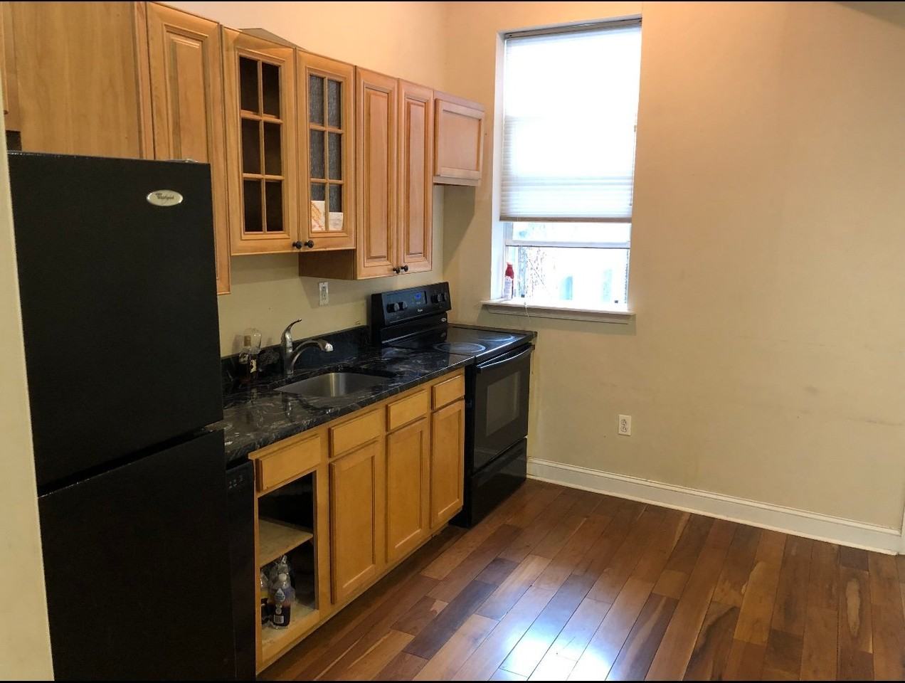 1525 W Girard Ave #2F - Photo 2 of 9