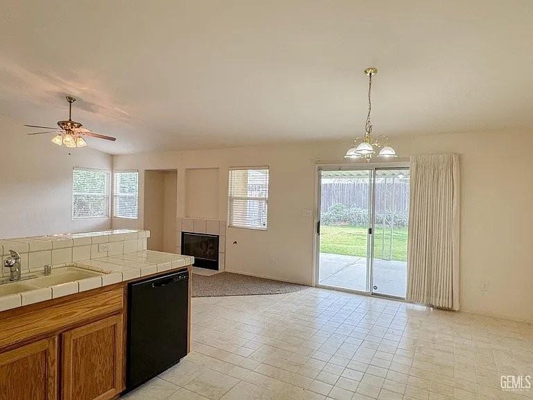 10217 Polo Saddle Dr - Photo 4 of 20