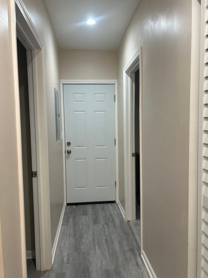 2418 N Monticello Ave #2 - Photo 4 of 8