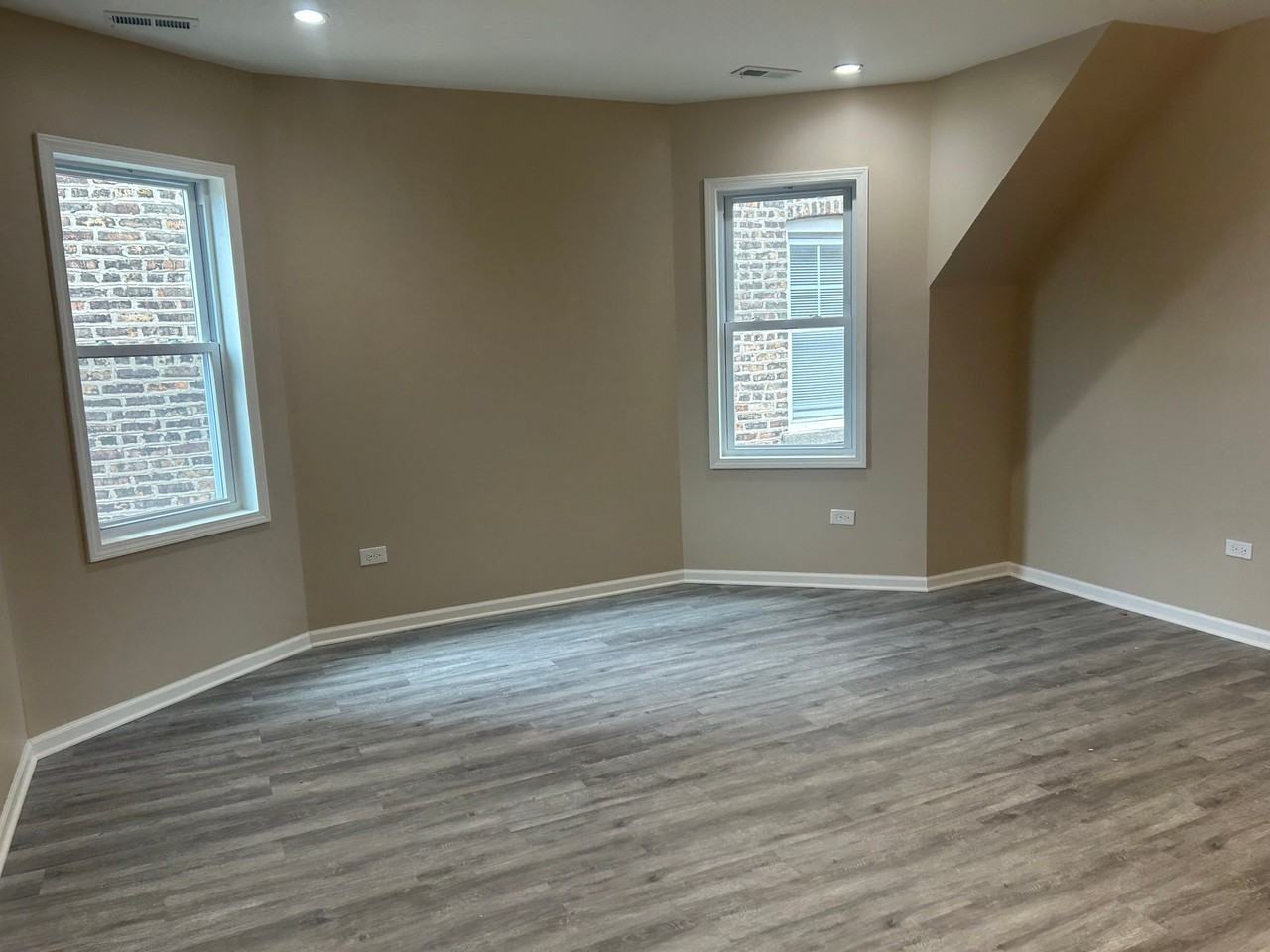 2418 N Monticello Ave #2 - Photo 7 of 8