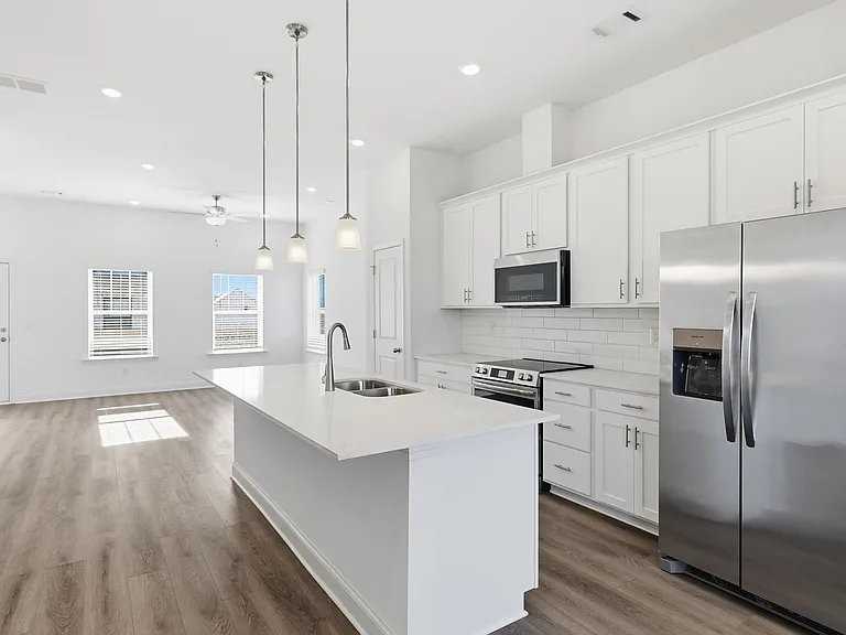 120 Prospect Ave - Photo 4 of 8