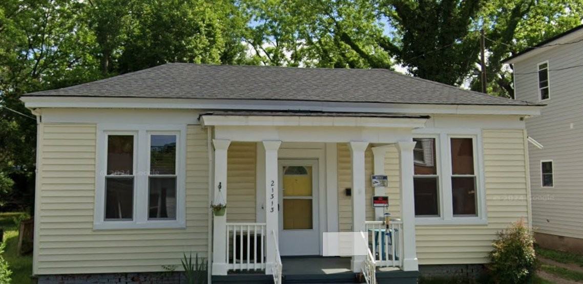 21313 Chesterfield Ave