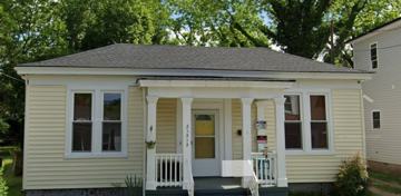featured image of 21313 Chesterfield Ave