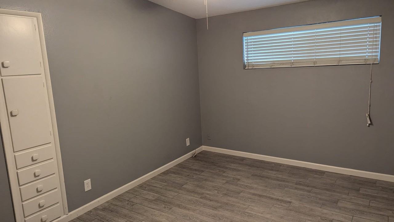 6526 N 12th Pl #6526 - Photo 5 of 10