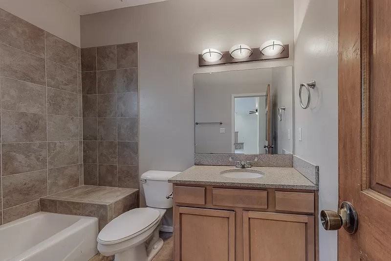 615 Benicia Ln Sw - Photo 7 of 20