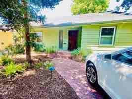 featured image of 5221 9th Ave