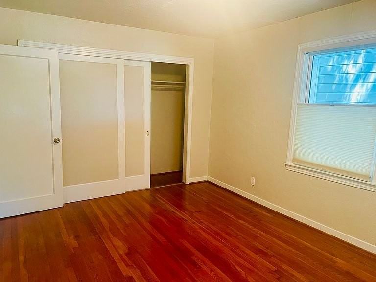 5221 9th Ave - Photo 6 of 6