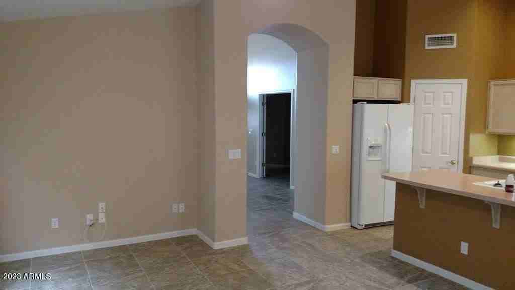 662 W Princeton Ave - Photo 3 of 12