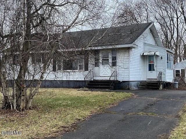 109 Fonda Rd